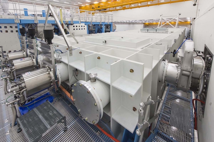 Short-Pulse Beam Transport