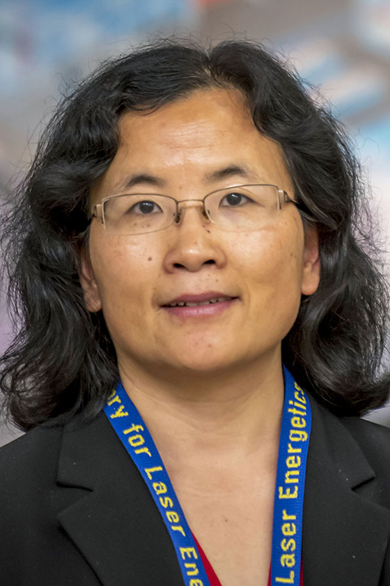 Photo portrait of Mingsheng Wei.