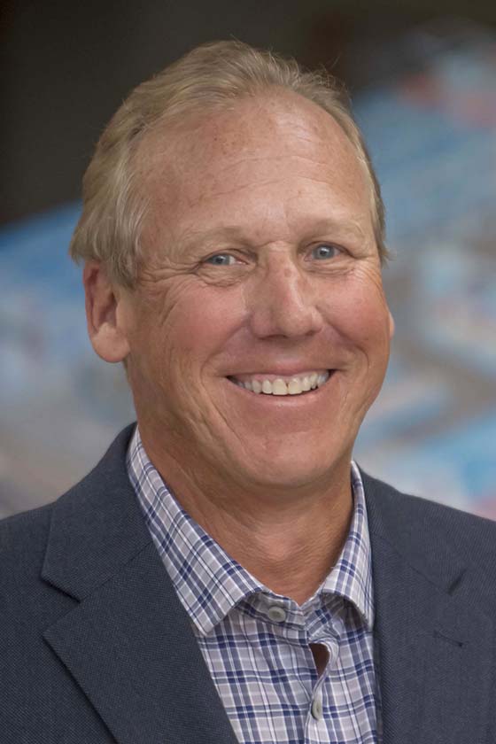 Photo portrait of Sam Morse.