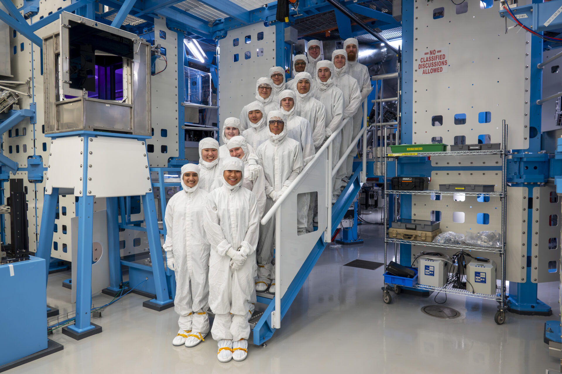 Group of high school students on a tour of OMEGA EP Laser System at LLE.